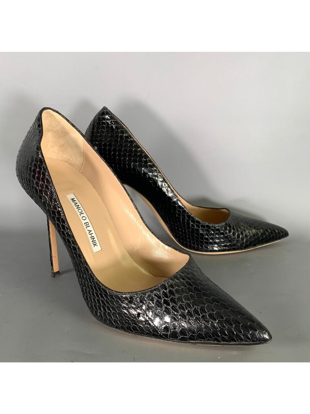 MANOLO BLAHNIK Size 11 Black Leather Snake Embossed Pumps